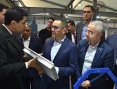 وزير الاستثمار يتفقد عددا من المصانع العاملة بالمنطقة الاستثمارية بميت غمر 