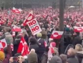 جرينلاند ليست للبيع.. آلاف المتظاهرين يرفضون أطماع ترامب فى الجزيرة.. فيديو