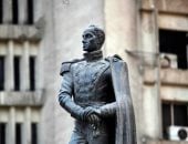 سيمون بوليفار.. لماذا يوجد تمثال وميدان باسمه فى القاهرة؟