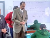 محافظ سوهاج يتفقد لجان امتحانات الشهادة الإعدادية