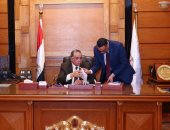 نقيب المحامين يتابع سير العملية الانتخابية عبر غرفة عمليات بالنقابة العامة