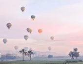 البالون الطائر بالأقصر يحقق رقما قياسيا بتحليق 133 رحلة تقل 3350 سائحا.. صور