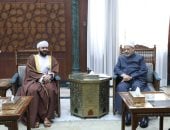 الإمام الأكبر: الأزهر يحمل على عاتقه مسؤولية وحدة الأمة وتماسكها 