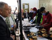 محافظ الإسماعيلية يتفقد مطبخ الخير بمركز القنطرة غرب لدعم الأسر الأولى بالرعاية