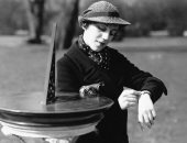 لماذا تدور عقارب الساعة لليمين وليس اليسار؟