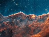 هل الفضاء «لزج»؟ دراسة جديدة تتحدى فهمنا للطاقة المظلمة