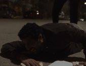 لعبة وقلبت بجد الحلقة 10.. شريف يعتدى على شقيق السائق بعد عرضه 200 ألف جنيه كدية