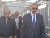 محافظ سوهاج يتابع استكمال كوبري مشاة الثلاث كباري ومحطة صرف سيتي