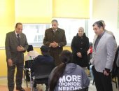 مدير تعليم الجيزة يطمئن على طلاب الإعدادية بمستشفى 57357 ويتابع سير الامتحانات