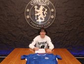 موهبة المغرب رباج يوقع أول عقد إحترافي مع تشيلسي رسميًا 