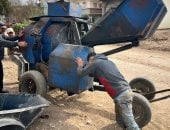 صناعات مصرية حققت الاكتفاء الذاتى وأنهت الاعتماد على الاستيراد.. تصنيع "الخلاطة المصرية" يتخطى الإيطالية من أرض الدقهلية.. المنتج يكفى للسوق المحلى ويتميز بالصلابة والكفاءة العالية بسبب جودة التصنيع.. صور