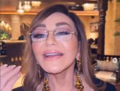 ميادة الحناوى برشاقة غير معهودة.. فيديو  