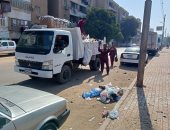 رفع 40 طن قمامة ومخلفات صلبة وأتربة بحى غرب سوهاج