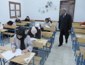 وكيل تعليم الوادى الجديد: ختام امتحانات الإعدادية دون شكاوى ونؤكد على نزاهة التصحيح