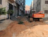 استمرار تنفيذ أعمال رفع كفاءة الشوارع الداخلية ببلاط الإنترلوك مركز ديرب نجم