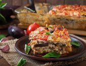 طريقة عمل المسقعة باللحم المفروم والجبن