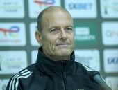 توروب يستقر على حارس مواجهة دجلة.. والأهلى يحذر الشناوى من العروض الوهمية