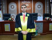 أسرة قرآنية تفقد نجلها الثانى.. أزمة قلبية تنهى رحلة الإمام إسلام أيمن