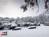 العاصفة إنجريد تشل الحياة فى البرتغال وتساقط كثيف للثلوج