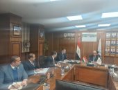 وزير الكهرباء يجتمع برئيس المحطات النووية لمتابعة تطور الأعمال بالضبعة
