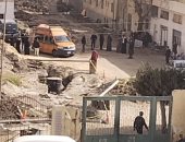 نقل جثامين أم و4 أبناء لمشرحة بنها التعليمى بعد وفاتهم فى تسرب غاز.. فيديو