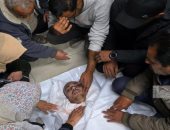 العالم هذا المساء.. شهيد فلسطيني برصاص الاحتلال في غزة.. إسرائيل تحذر شركات الطيران وسط تكهنات بشأن ضربة قريبة ضد إيران.. انقطاع الكهرباء في مناطق بأمريكا بسبب عاصفة ثلجية.. فنزويلا تفرج عن 80 سجينا سياسيا 