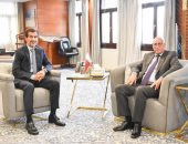 الجامعة العربية وقطر يبحثان دعم الخطاب الإعلامي للقضية الفلسطينية