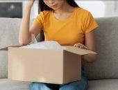 صينية ترفع دعوى بعد اكتشاف خيانة زوجها الراحل وتحويله 2.8 مليون دولار لعشيقته