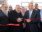محافظ الإسماعيلية يفتتح مستشفى بحى ثالث