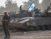 أهم الأخبار العالمية والعربية حتى منتصف الليل.. اللجنة العسكرية الأوروبية تبحث تدريب البعثة الأفريقية بالصومال.. مستوطنون يطلقون النار في منازل فلسطينية بنابلس.. غينيا ترفض تحويل أطفالها حقل تجارب فيروسية