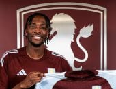 رسميًا.. أستون فيلا يعلن التعاقد مع تامي أبراهام بشكل نهائي