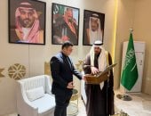 وزير الإسكان يتفقد أجنحة معرض إيفات السعودية لبحث توطين التكنولوجيا