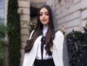 ياسمينا العبد تخطف الأنظار خلال حضورها أسبوع الأزياء الراقية بباريس 