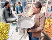 تحرير 11 محضرا خلال حملة لرفع الإشغالات بمركز البلينا فى سوهاج