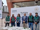 الإسكندرية تودع «البلاستيك» بتوزيع 1000 شنطة قماش خلال حملة كبرى فى المولات والأسواق