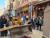 إزالة 317 حالة تعد وتحرير 87 محضرًا فى حملة مكبرة بالقنطرة غرب بالإسماعيلية.. صور