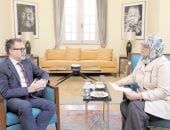 سفير كندا لـ"اليوم السابع": علاقات القاهرة وأوتاوا شراكة نموذجية فى مواجهة التحديات العالمية.. شانون: مناخ الاستثمار فى مصر يتحسن تدريجيا والحكومة تقوم بإصلاحات مهمة.. أتمنى مشاهدة قنديل أم هاشم بمعالجة عصرية 