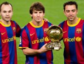 عباقرة اللعبة.. ميسي أفضل صانع ألعاب فى التاريخ وتشافى وصيفًا