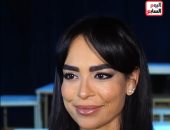 نور العزيز: محظوظة بالعمل فى مسرحية ابن الأصول وأجسد ابنة عم مصطفى شوقى