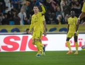 النصر يتخطى الخلود بثلاثية ويشعل سباق صدارة الدورى السعودى.. فيديو