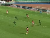 يانج أفريكانز يضغط هجومياً لتسجيل هدف والأهلي يفرض التعادل السلبي بعد 30 دقيقة يانج أفريكانز يضغط هجومياً لتسجيل هدف والأهلي يفرض التعادل السلبي بعد 30 دقيقة