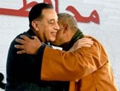 رئيس الوزراء يسلم عددا من عقود وحدات العمارات السكنية بديل الإيواء بمحافظة المنيا