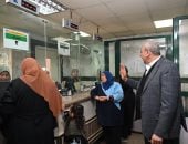 محافظ الغربية يتفقد الخدمات الطبية بعيادة ابن سينا للتأمين الصحي