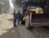 محافظ سوهاج: البدء فى أعمال تمهيد وتسوية طريق خور الساحل بمركز البلينا