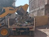 رفع 70 طنا من القمامة والمخلفات الصلبة والأتربة بمركز سوهاج