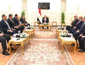 رئيس مجلس النواب يستقبل رئيس الجهاز المركزى للتنظيم والإدارة