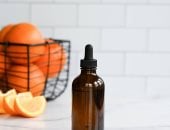 طريقة عمل سيروم فيتامين سى من مكونات طبيعية فى المنزل