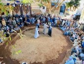 أهالى قرية أصفون بإسنا يحتفلون بمولد الأمير غانم بن عياض بحلقات التحطيب الصعيدي.. صور