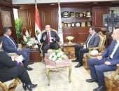 محافظ بني سويف يستقبل الوفد القومي لحقوق الإنسان.. اعرف التفاصيل