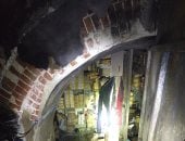 السيطرة على حريق محل لبيع العدد اليدوية في الأزبكية.. صور